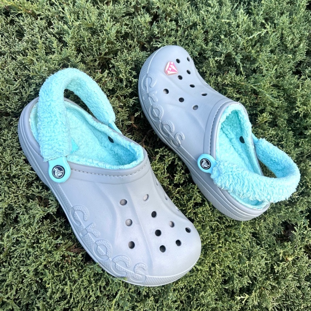 Crocs Adult Baya Lined Fuzzy Strap Clogs Size M11 Gray Aqua Blue Sandals